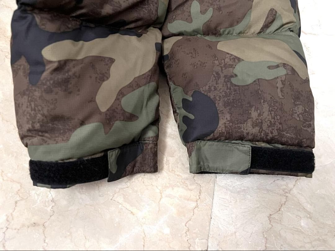 ノースフェイス ヌプシ ダウンジャケット 黒/迷彩 カモフラ