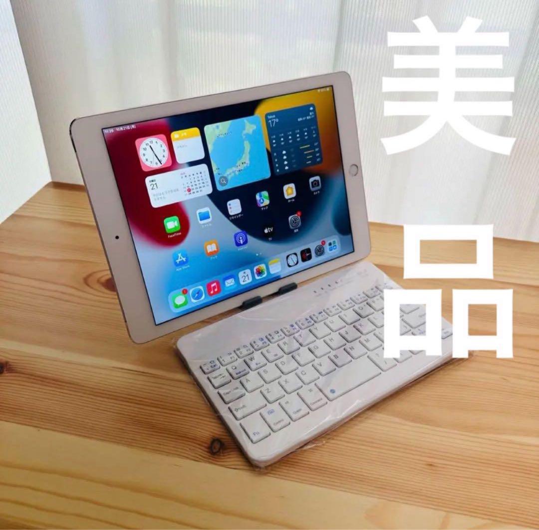 液晶無傷♪ iPad 6th 第六世代 32GB WIFI 新品キーボード付き♪