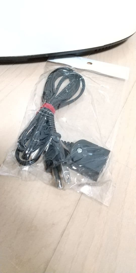 就寝時のお肌の乾燥を防ぐのに最適➰♥️クリーニング済み、三菱電機パーソナル保湿機