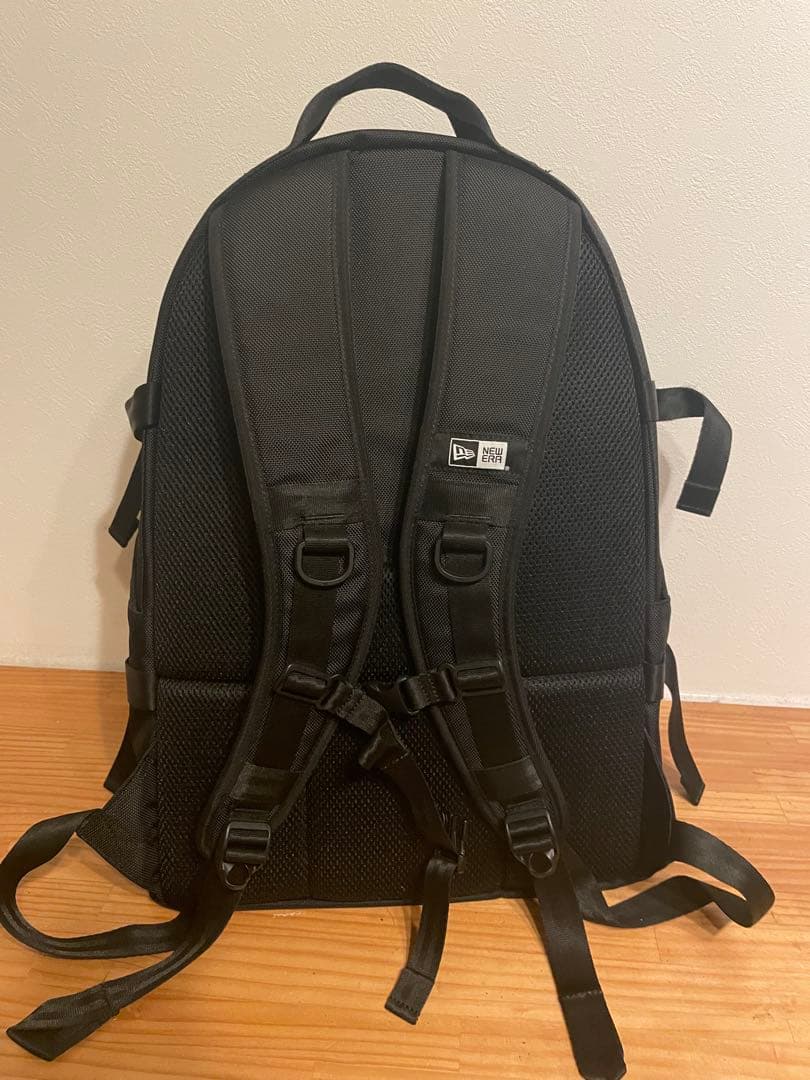 【未使用】ニューエラリュック35L プリントロゴ バックパック 11783327