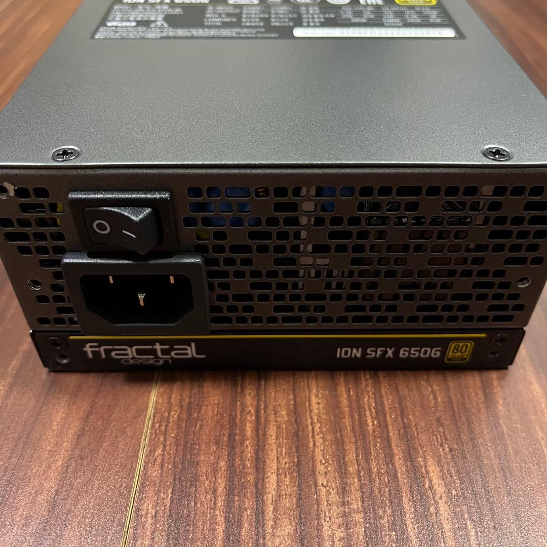 fractal design ION SFX 650G 電源ユニット