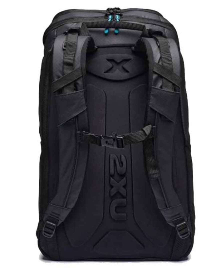 【新品】2XU トランジションバックパック