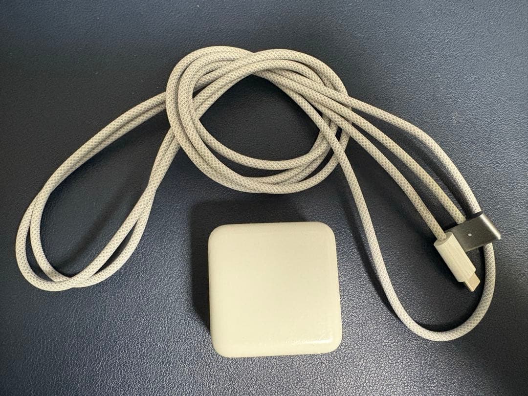 MacBook Air M2 8GB, 512GB 13-inchi シルバー