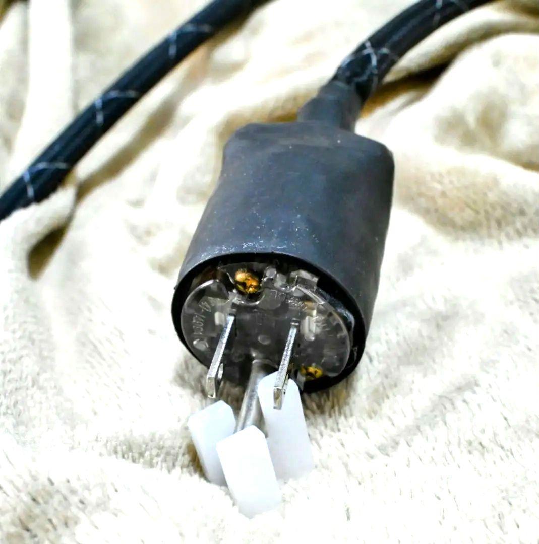 高級AET製 電源ケーブル 3ピン IEC C13 約1.9m ロジウム端子