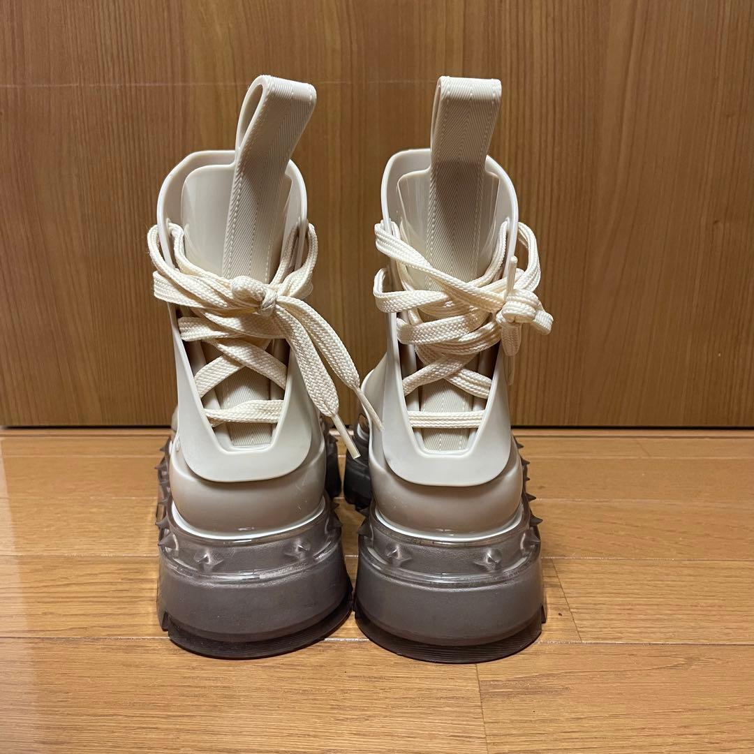 UNDERCOVER Melissaエディション ベージュ Spikes ブーツ