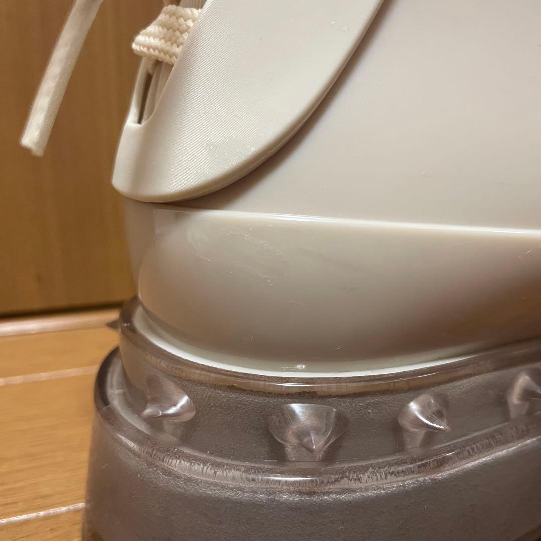 UNDERCOVER Melissaエディション ベージュ Spikes ブーツ