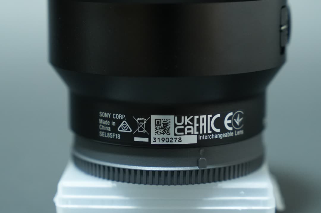 レンズ(単焦点) SONY 85mm F1.8 SEL85F18