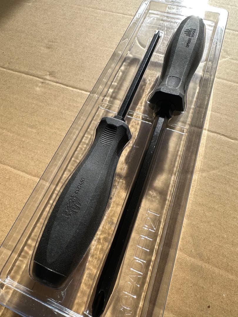 ZERO slip - BLACKedition 貫通プラスドライバー2本セット