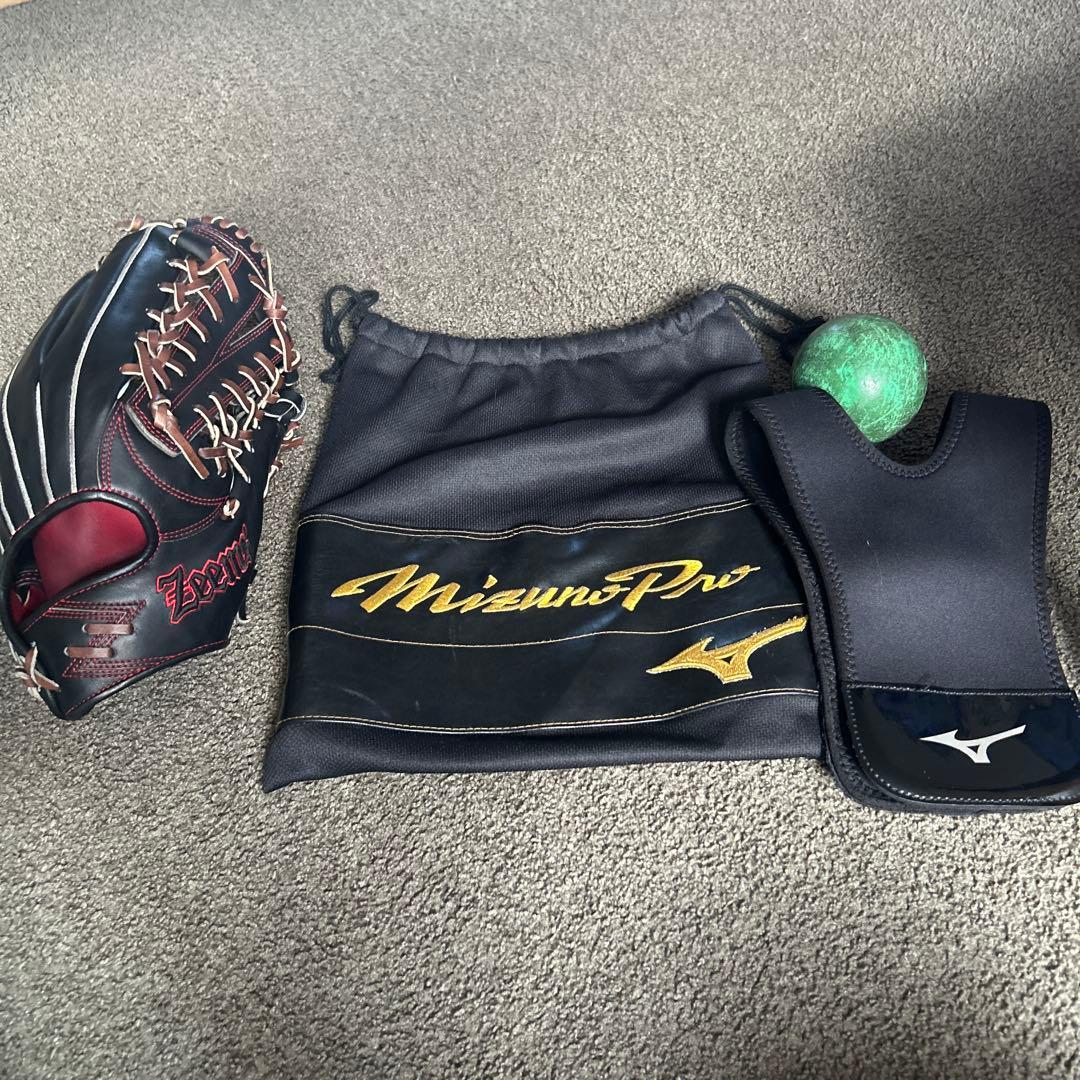 Zeems 軟式一般外野手用グローブ　グローブ袋、ベルト、型付けボール付き