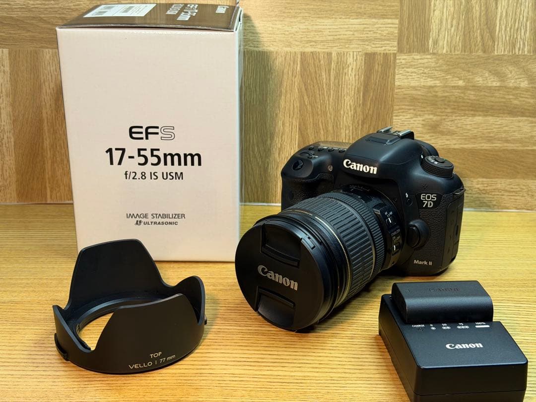 デジタルカメラ Canon EOS 7D Mark II + EF-S 17-55mm f2.8