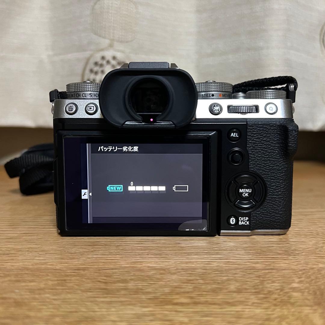 富士フイルム FUJIFILM X-T5 シルバー & XF35mmF1.4 R