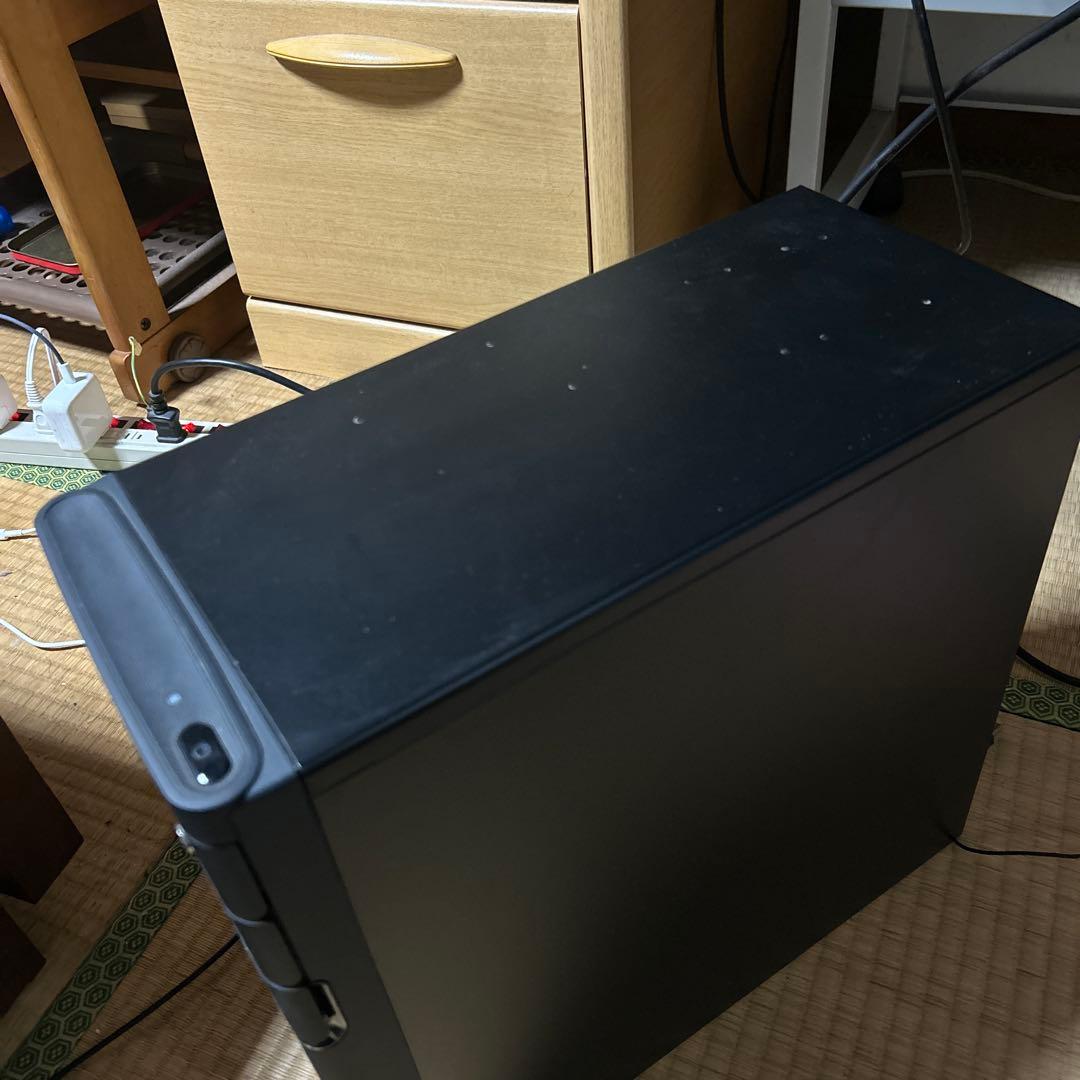 アイリスオーヤマ　ミニタワー型デスクトップパソコン　2018年式