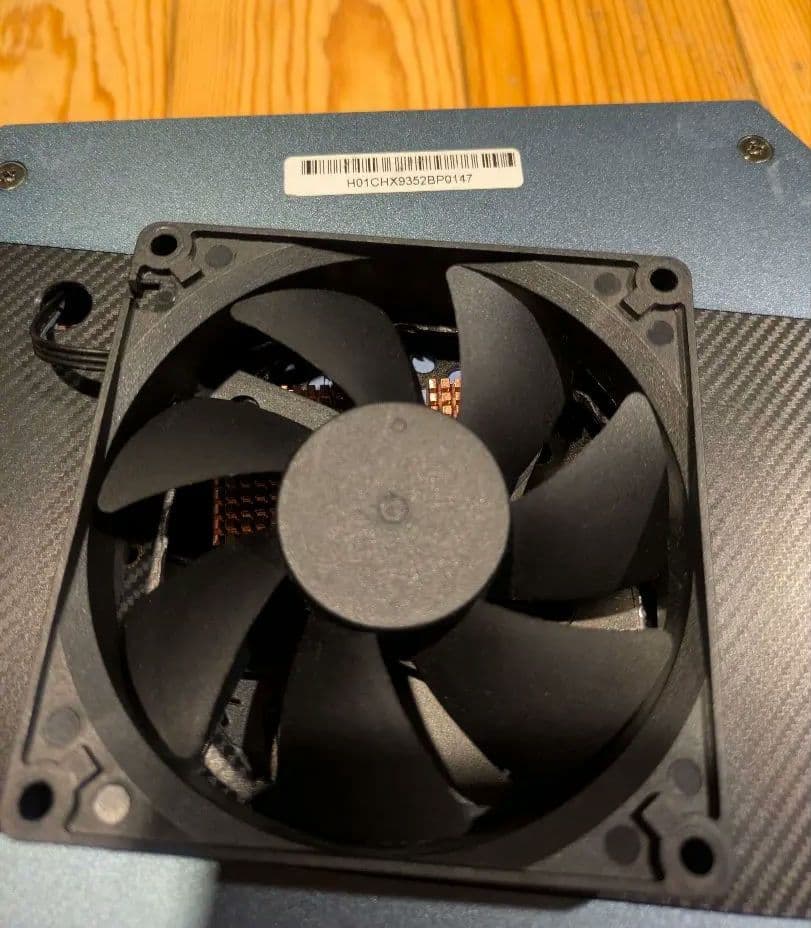 MINISFORUM Elite Mini HX90 90mmファン付き