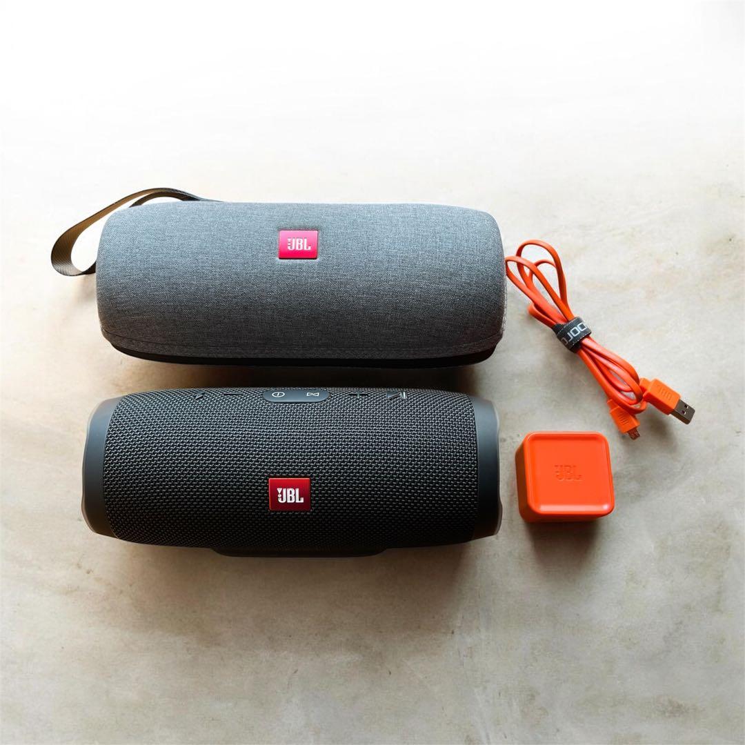 【美品】JBL CHARGE3 純正ケース付 Bluetooth スピーカー