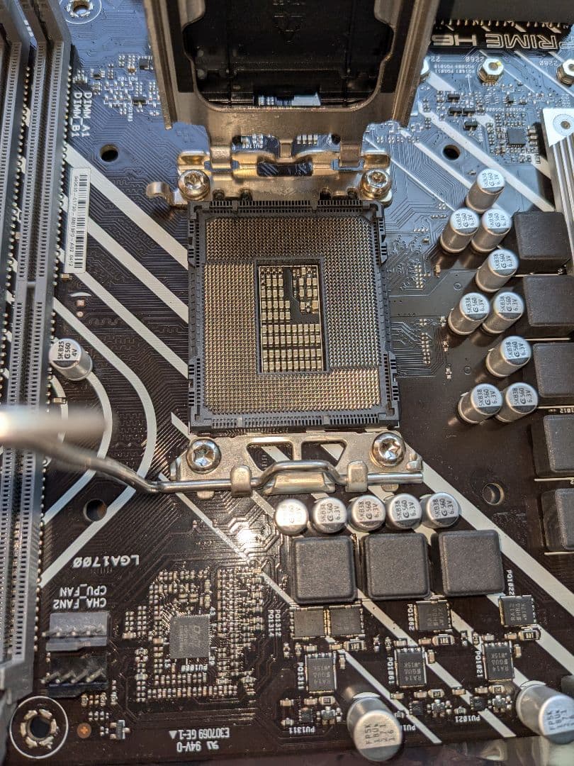 CPU Core i5 12400F & ASUS PRIME H610M-A D4