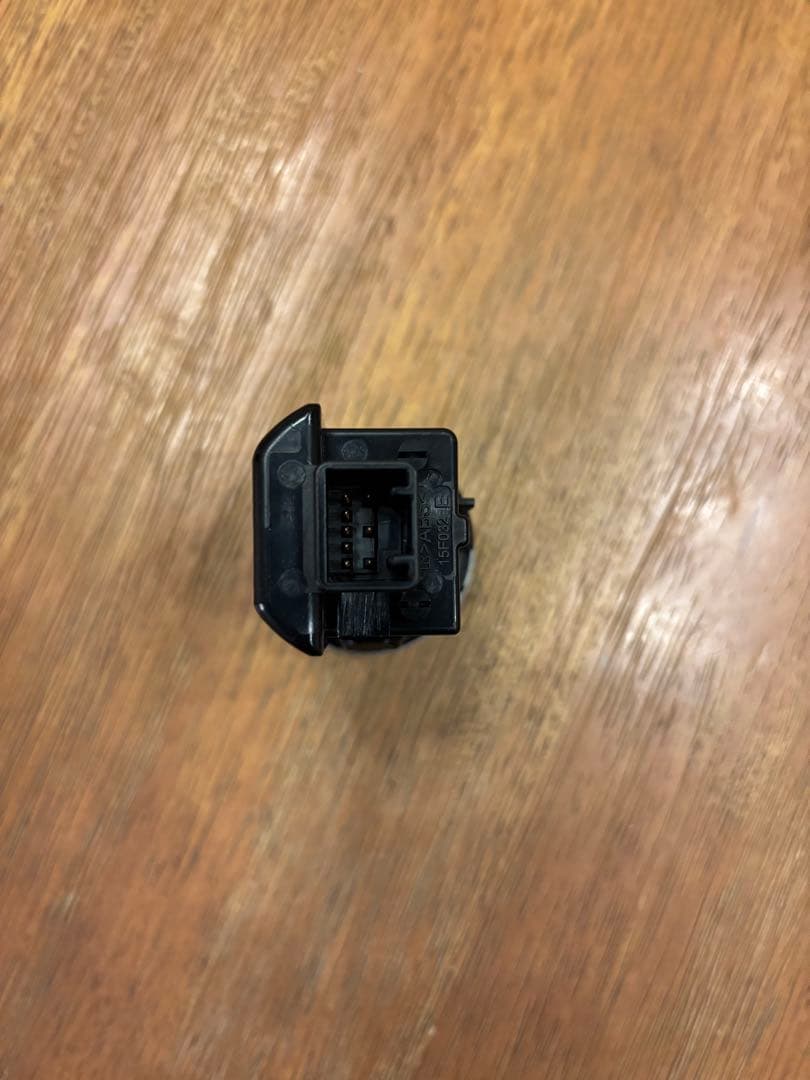 レクサススタートスイッチ