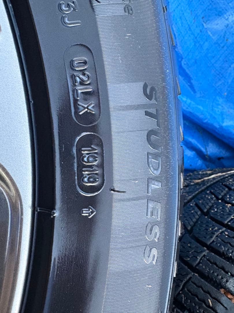 【⭐︎年末最終セール中⭐︎】MICHELIN製 235/55R18 ホイールセット