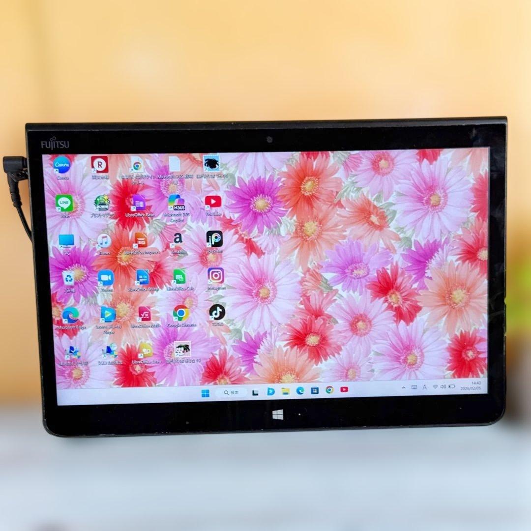 すぐ使える❣️Windowsタブレット‼️第6世代Corei5✨Wカメラ✨SSD