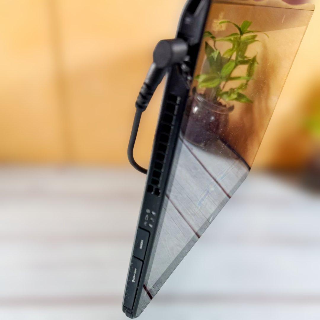 すぐ使える❣️Windowsタブレット‼️第6世代Corei5✨Wカメラ✨SSD