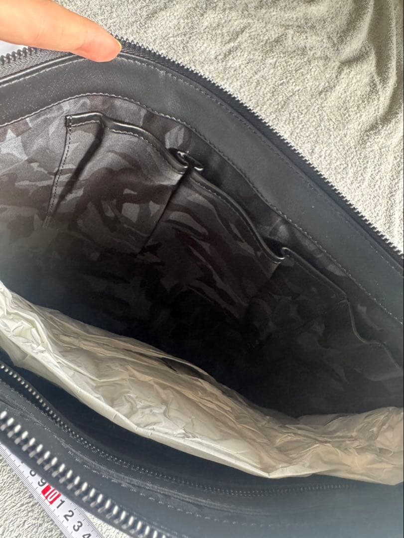 未使用 JIMMY CHOO シルバー スタースタッズ クラッチバッグ