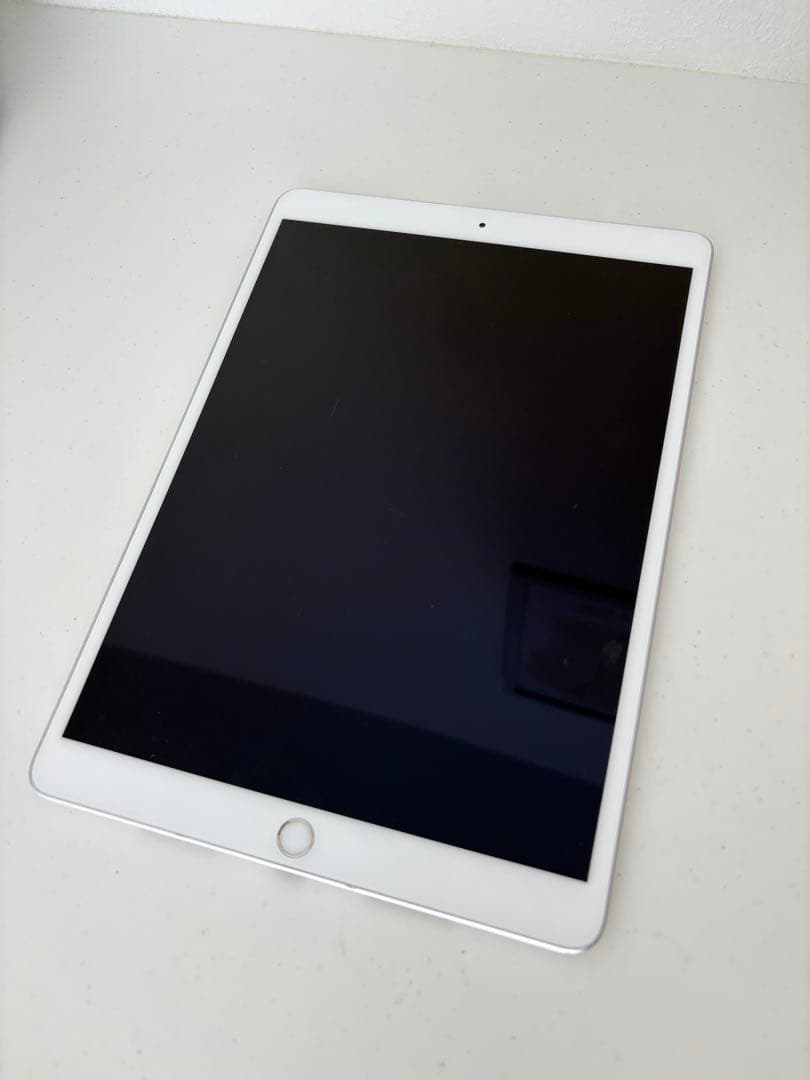 ipad air 第3世代　シルバー