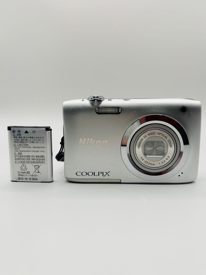 Nikon COOLPIX A100 シルバー オールドコンデジ
