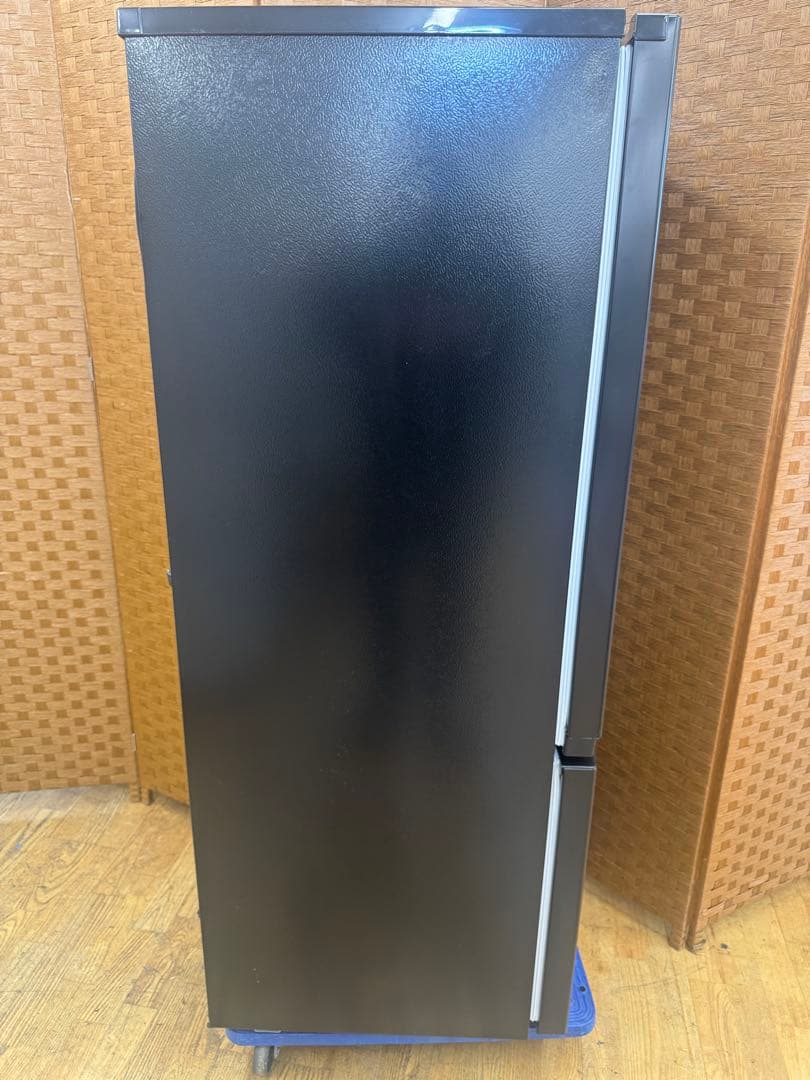 F037 TOSHIBA ２ドア　冷蔵庫　170L 2023年製　右開き