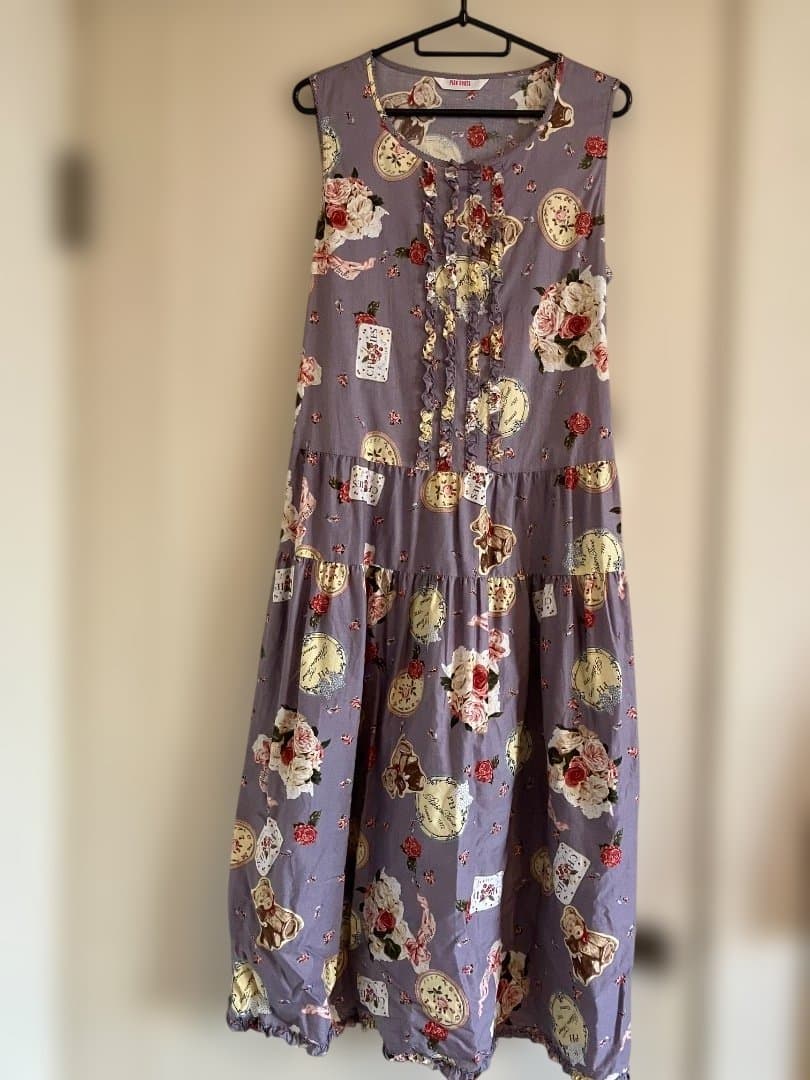 極美品フレンズプリントミディワンピース/パープル