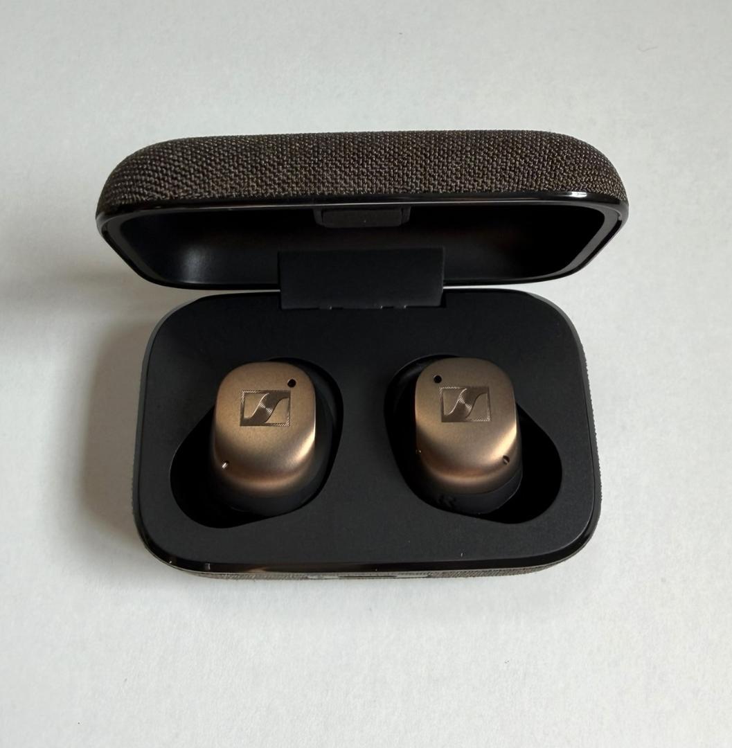 【美品】Sennheiser Momentum True Wireless 4