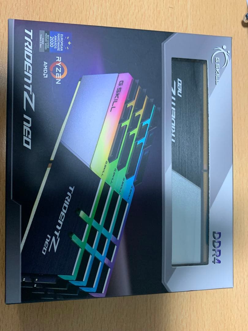 【美品】G.SKILL Trident DDR4 32GB (4 x 8GB)