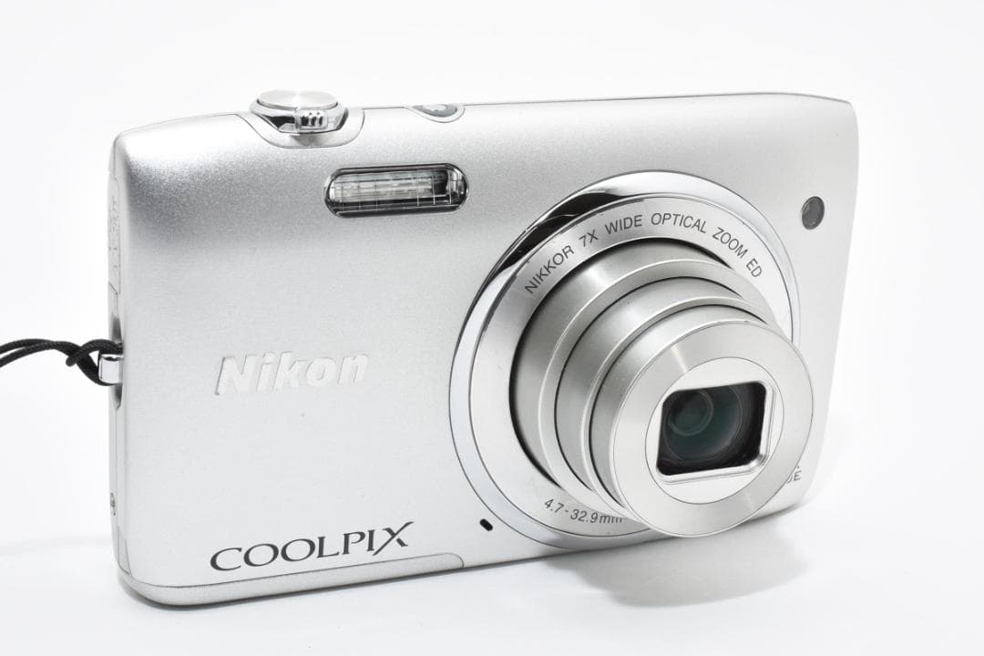 《 美品 》　ニコン　Nikon COOLPIX S3400 シルバー　動作OK