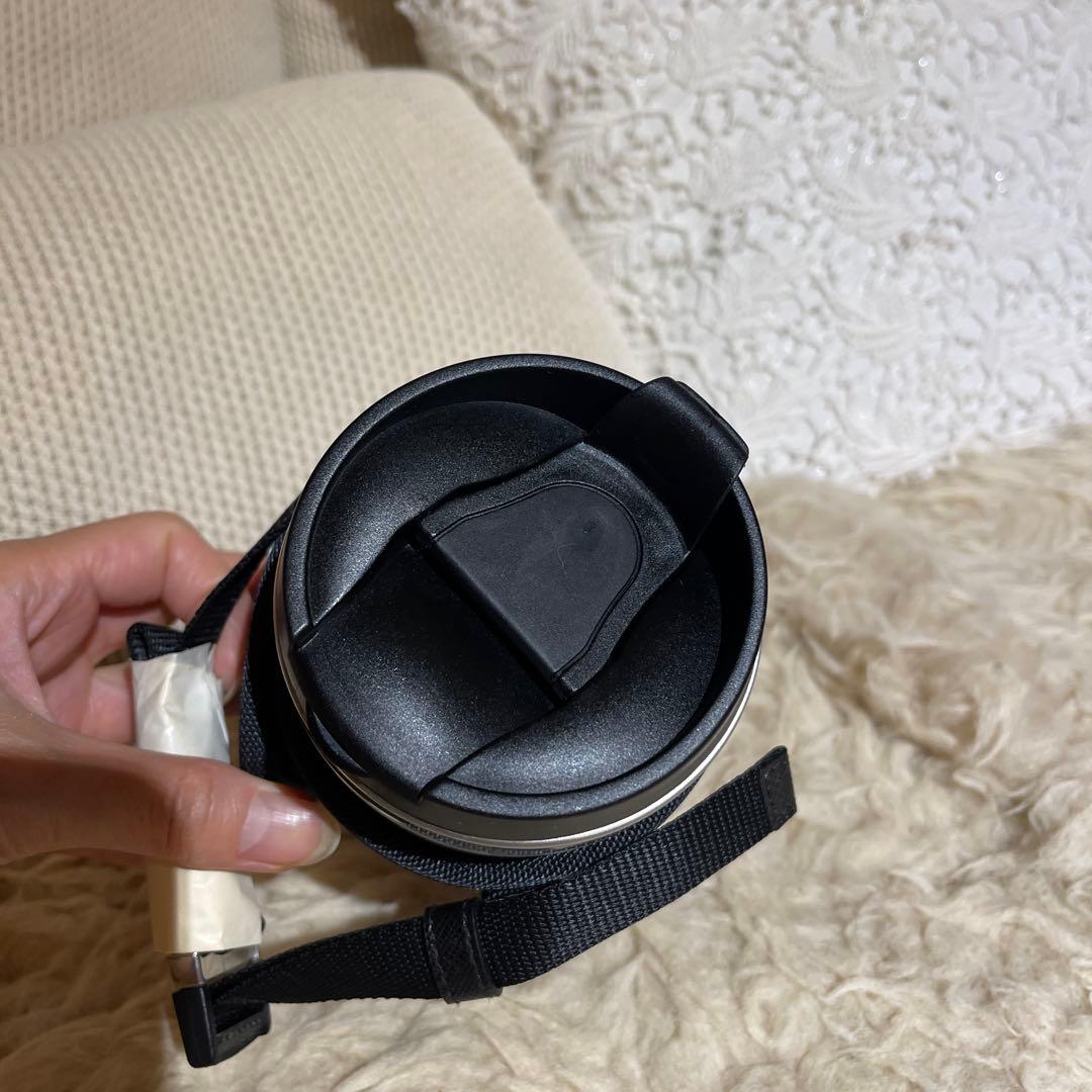 PRADAタンブラー 水筒　ノベルティー