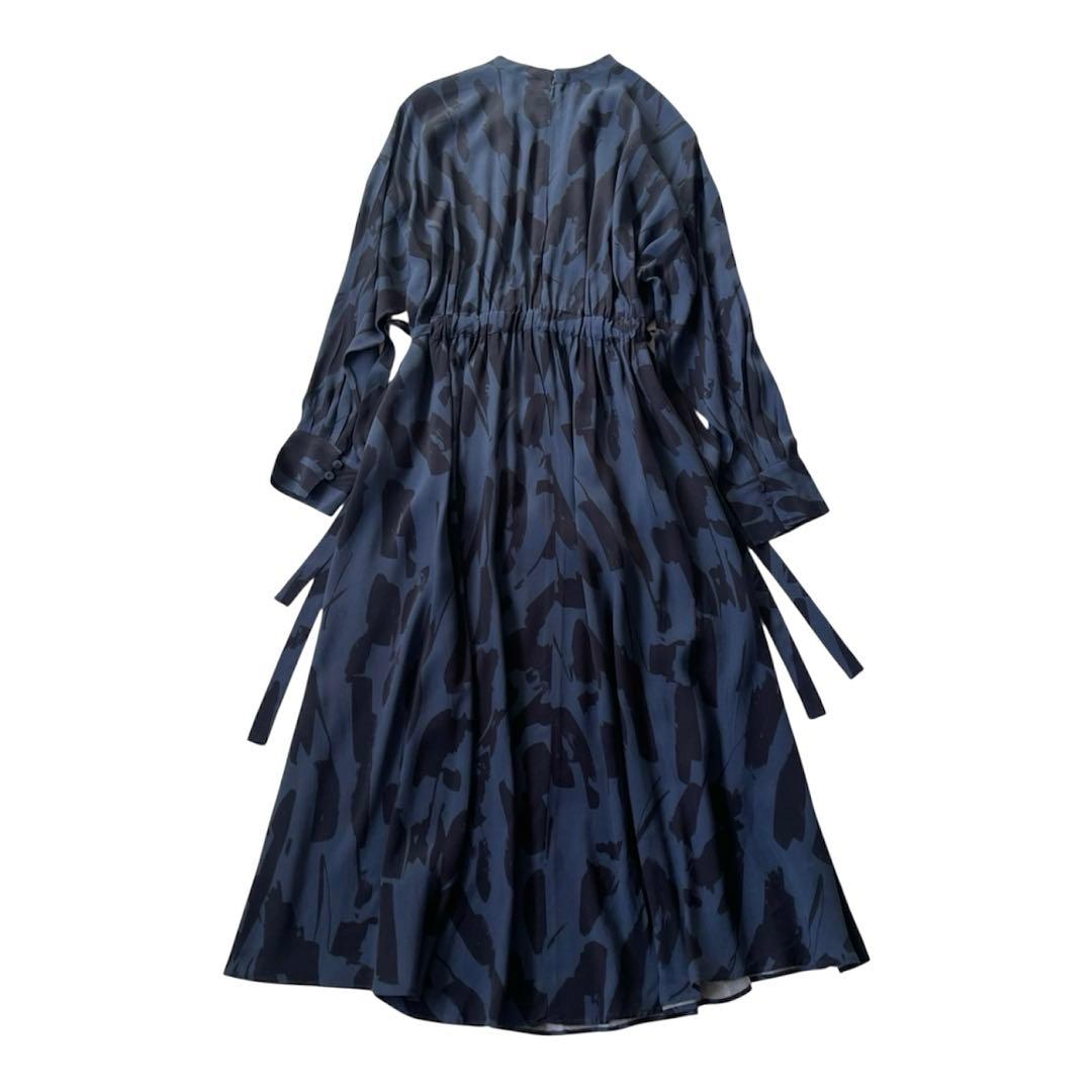 2024✨SACRA アブストラクトペインティング ワンピース ネイビー 38