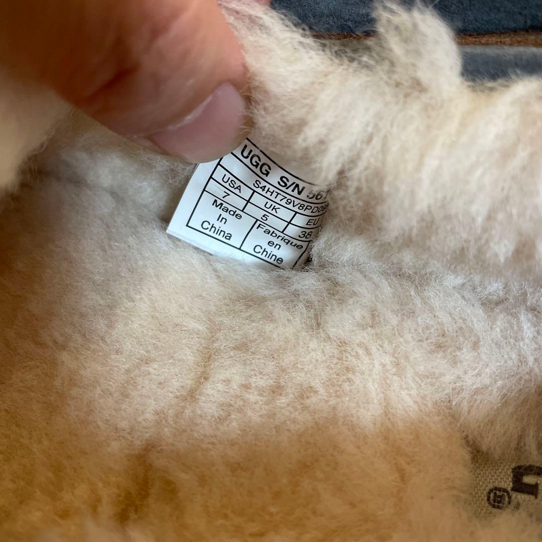 UGG アグ　モカシン　24㎝