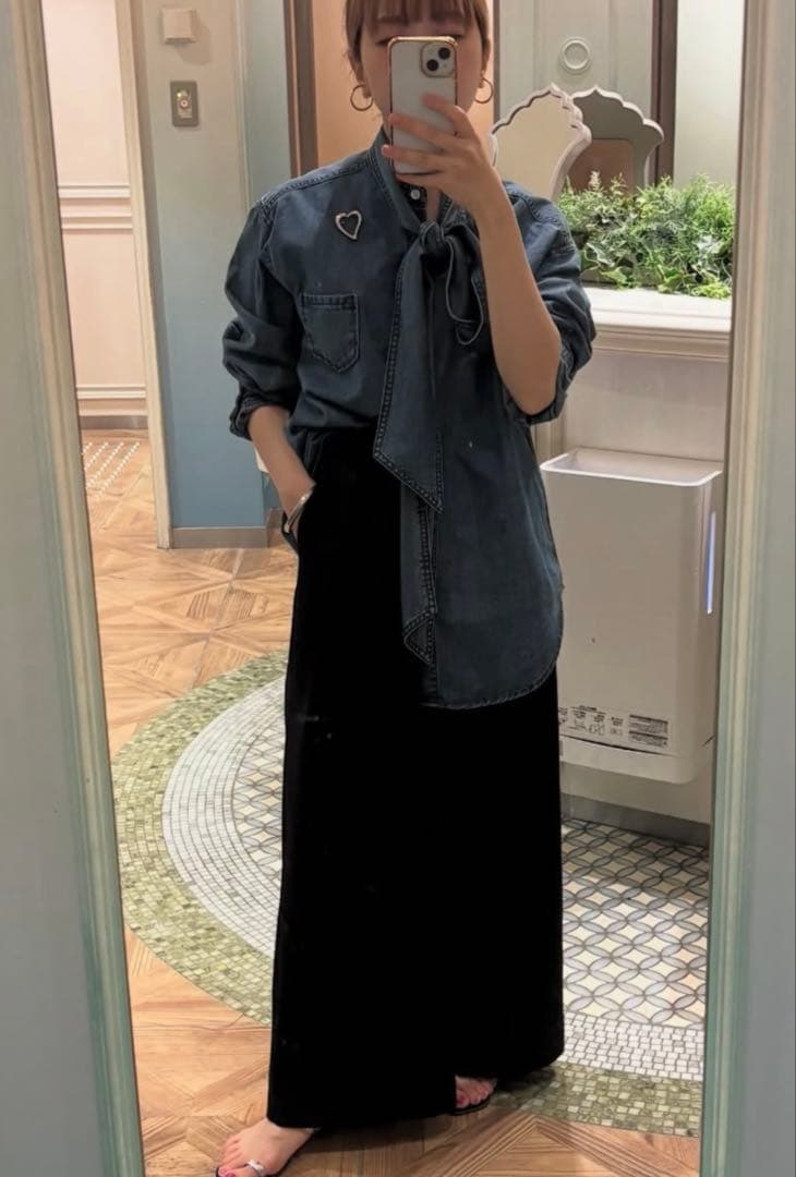 ラウンジドレス20周年　デニムボウタイシャツ