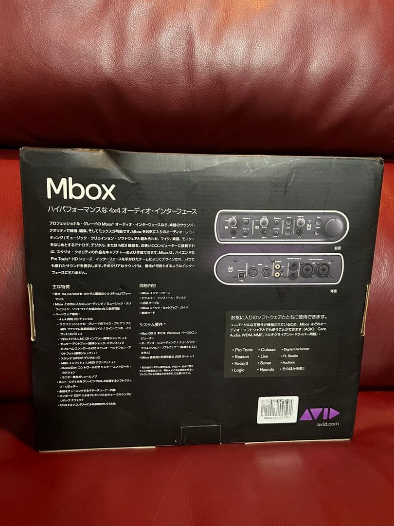 新品に近い Avid Mbox 4x4オーディオインターフェイス 動作確認済み