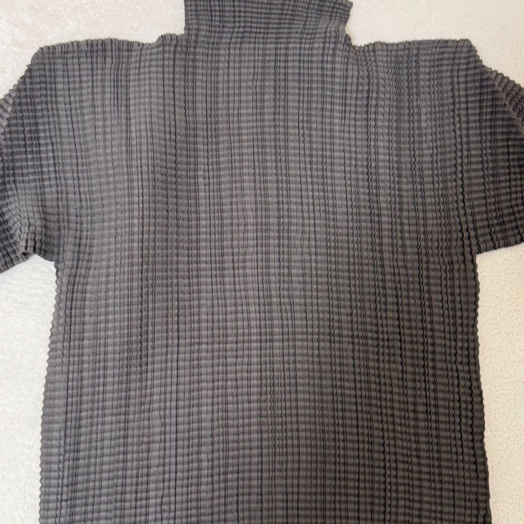 美品✨ISSEY MIYAKE プリーツ　長袖　ハイネック　グレー　柄入り