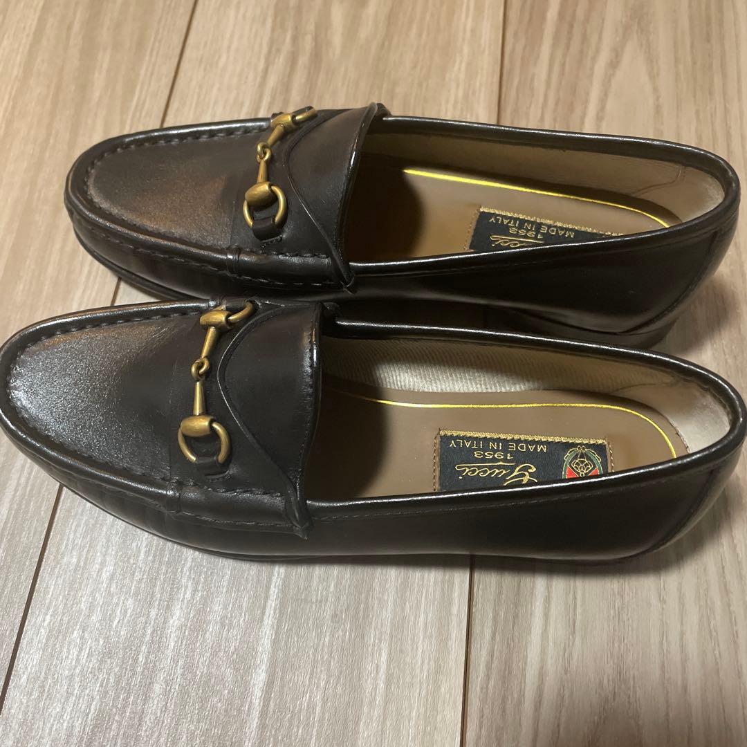 【新品未使用】GUCCIブラックレザー ローファー ゴールド金具34.5/22㎝