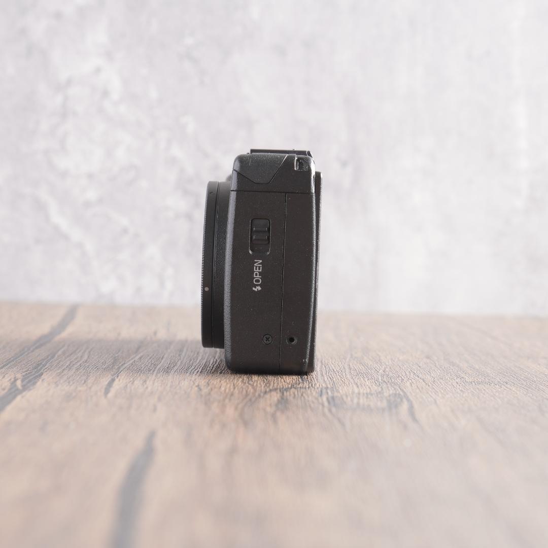 ✨ショット数1632回で美品✨GR DIGITAL III　546