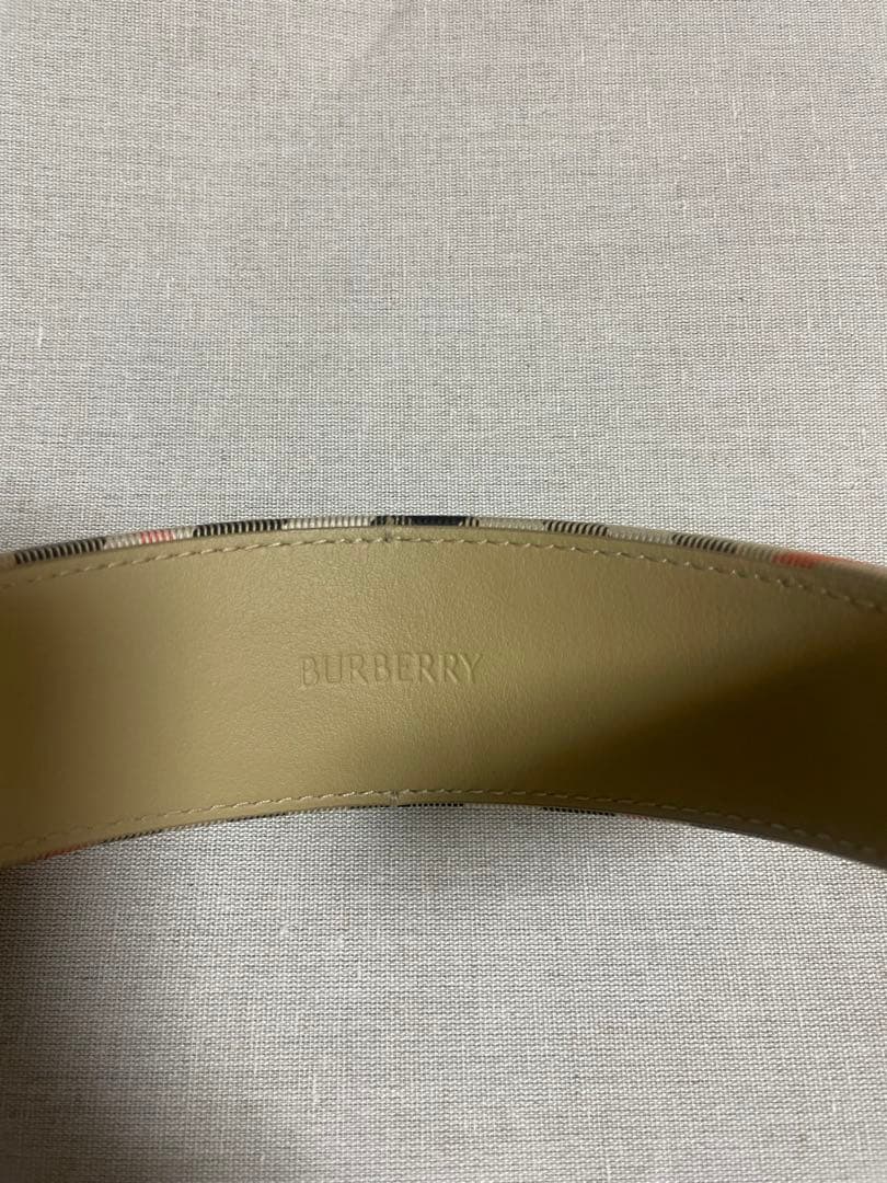「正規品」全新2025年BURBERRY チェック柄 ヘアバンド（箱、巾着付き）