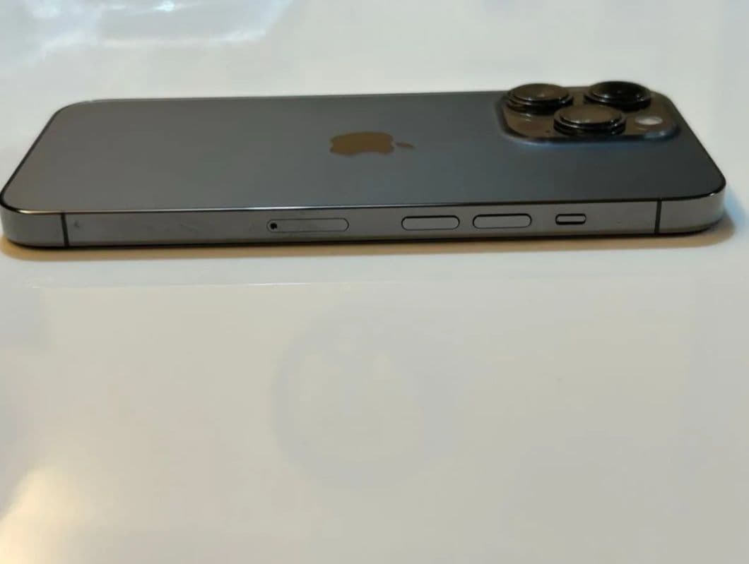 iPhone13pro simフリー 128GB（ケース3個おまけ）