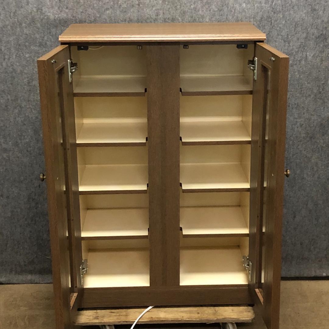 殺菌灯つき　スリッパ入れ　１０足　歯医者　医院