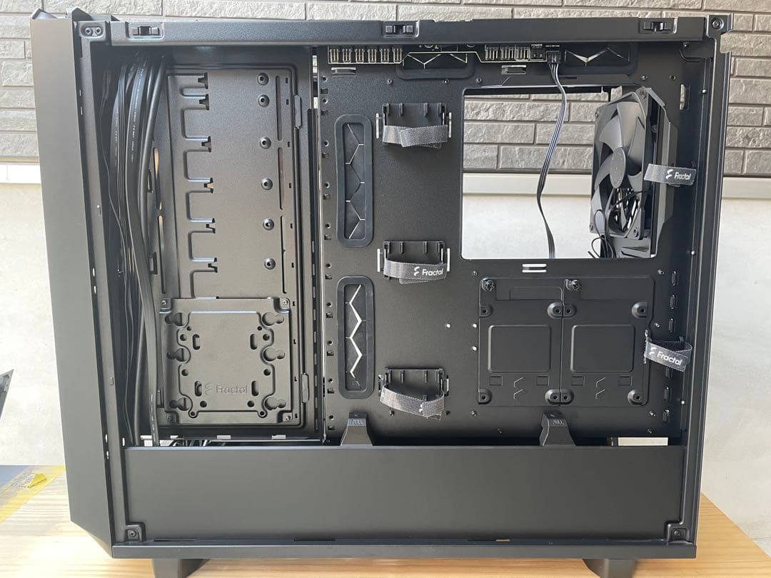 Fractal Meshify 2ミドルタワーPCケース