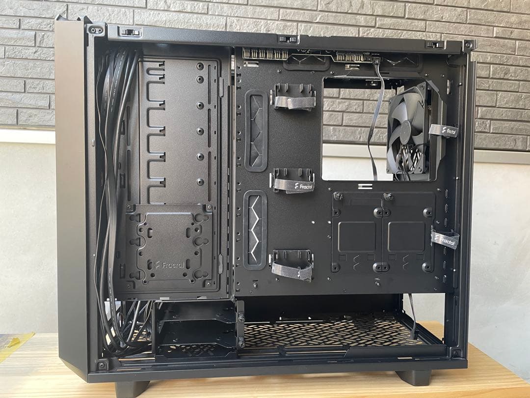 Fractal Meshify 2ミドルタワーPCケース