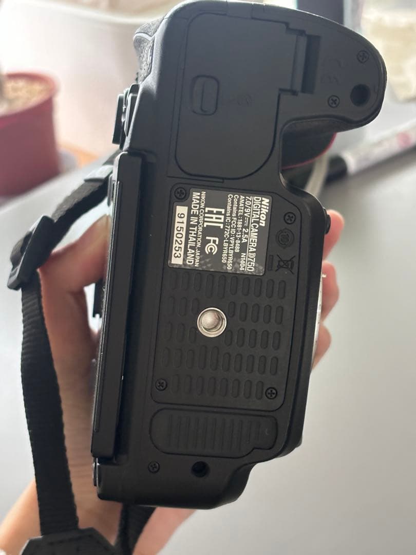 Nikon D750 ボディ FX フルサイズ