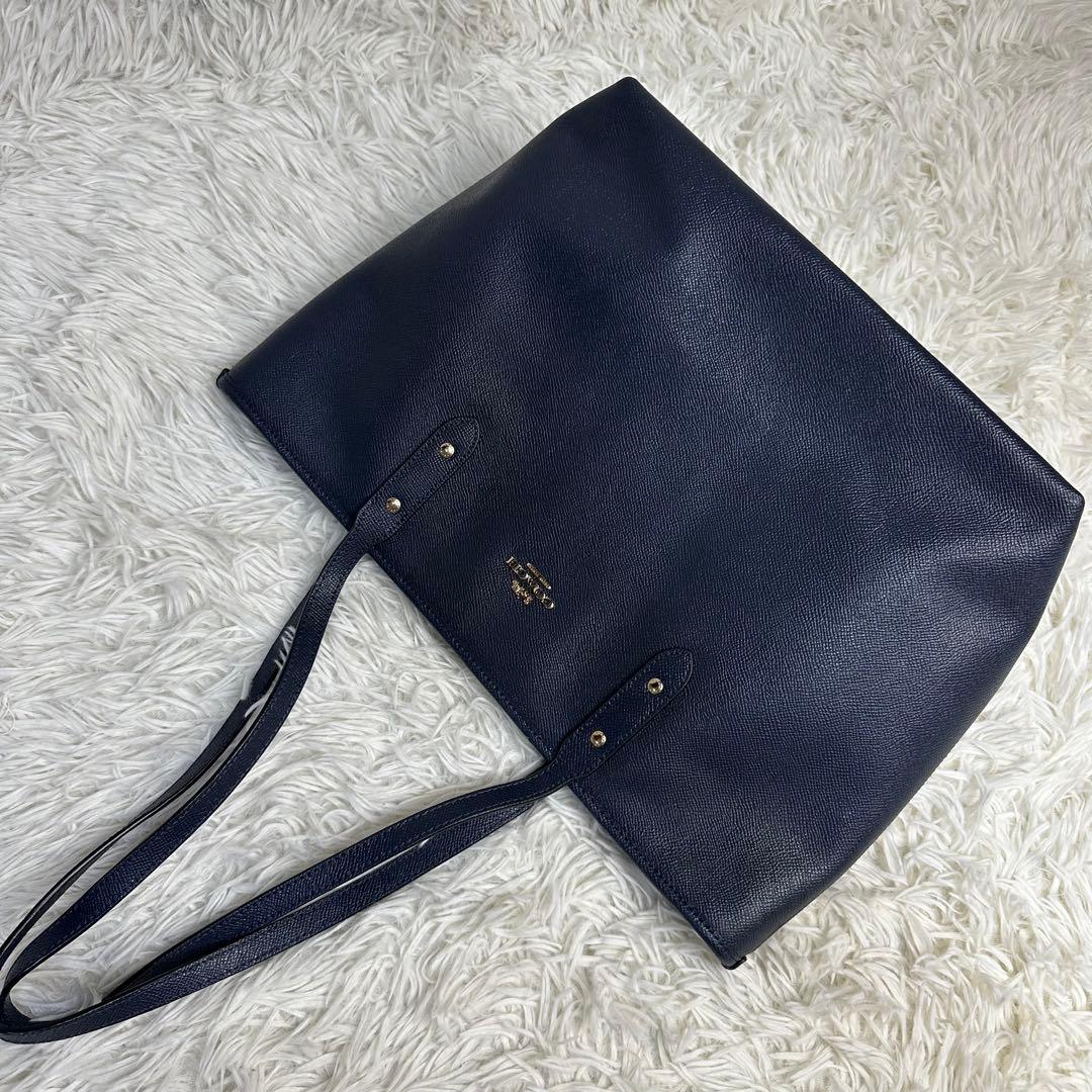 ⭐美品⭐COACH ネイビー レザートートバッグ　a4 収納 大容量 リクルート