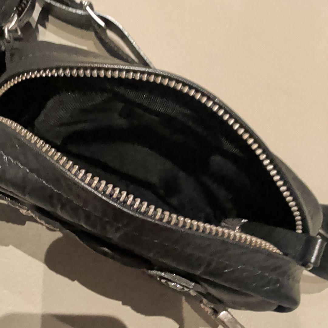 TOGA PULLA ブラック ボディバッグ・ウエストポーチ