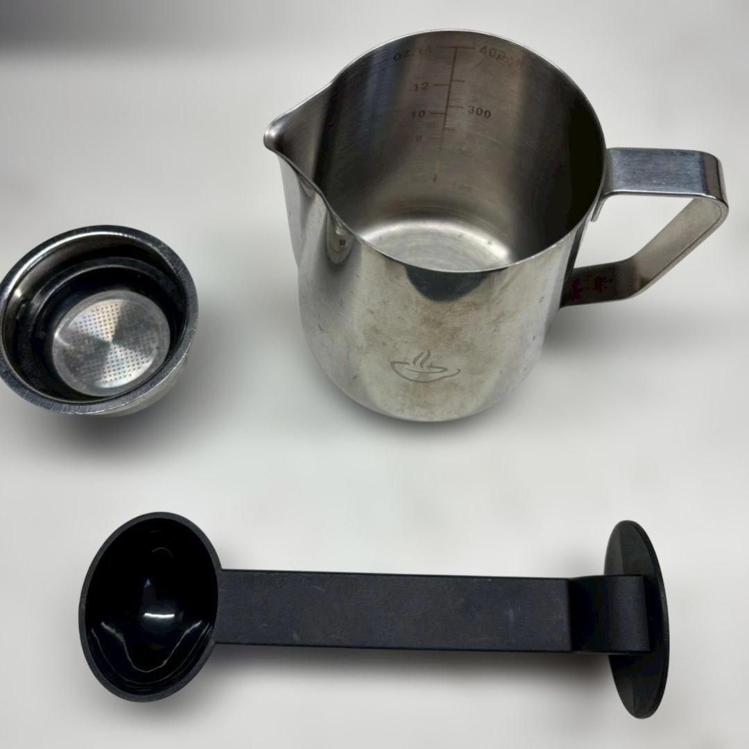 M◆デロンギ　スティローザ　EC235J-BK　エスプレッソ・カプチーノメーカー