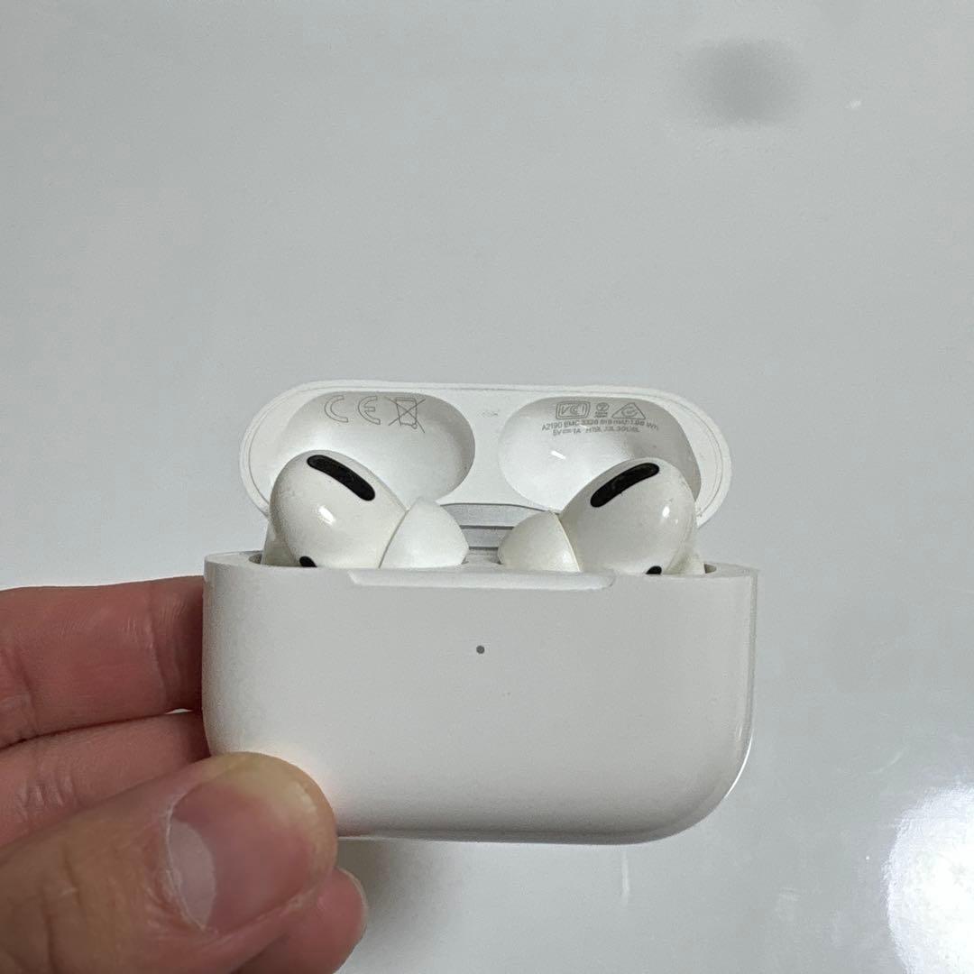 AirPods Pro 第2世代　左耳のみジャンク品