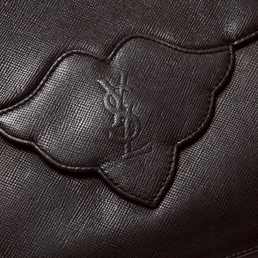 イブサンローラン　YSL ロゴ型押し　クラッチバッグ　ブラック
